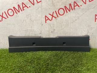 Накладка замка багажника SUZUKI ALTO LAPIN HE22S K6A 7627185K00P4Z 5 ракурс
