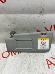Козырек солнцезащитный левый DAIHATSU MOVE LA100S KFVE3 74320B2500 1 ракурс Козырек солнцезащитный левый DAIHATSU MOVE LA100S KFVE3 74320B2500 1 ракурс