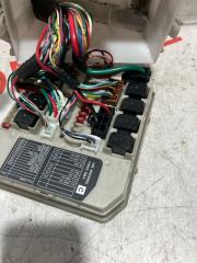 Блок предохранителей NISSAN MARCH AK12 CR12DE 28407CT01A 5 ракурс