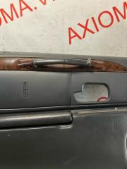 Обшивка дверей передняя левая LINCOLN TOWNCAR FN145 MODULAR V8