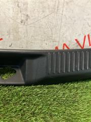 Накладка замка багажника MITSUBISHI COLT PLUS Z23W 4A91 MN164168 4 ракурс