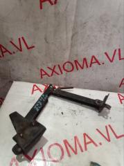 Фото запчасти стопор кабины ISUZU ELF 1998 контрактная запчасть Запчасть стопор кабины ISUZU ELF 1998