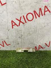 Фото запчасти крепление бампера переднее правое NISSAN CUBE 2005 контрактная запчасть Запчасть крепление бампера переднее правое NISSAN CUBE 2005