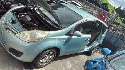 Брызговики комплект NISSAN NOTE E11 HR15DE F38548Y20B, F38558Y20B, G88128Y20B, G88138Y20B 3 ракурс