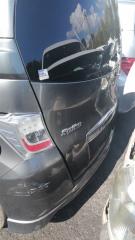 Накладка 5-й двери HONDA FREED GP3 LEA 84640SYY003ZA 3 ракурс