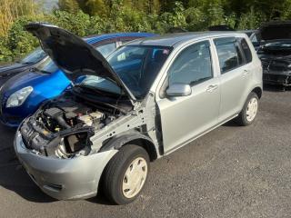 Стекло двери правое переднее MAZDA DEMIO DY3W ZJVE D35158511B 1 ракурс