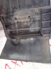 Брызговик правый передний MITSUBISHI CANTER FBA20B 4P10 MK456198 2 ракурс Брызговик правый передний MITSUBISHI CANTER FBA20B 4P10 MK456198 2 ракурс