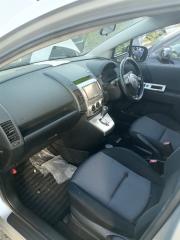 Консоль магнитофона MAZDA PREMACY CREW LFDE C23555210B 1 ракурс