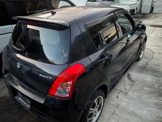 Блок ксенона левый SUZUKI SWIFT ZC71S K12B 3526157K00 2 ракурс