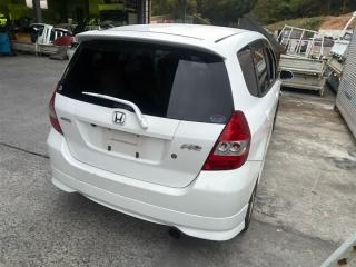 Дверь 5-я HONDA FIT GD2 L13A 68100SAA000ZZ 1 ракурс