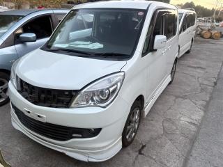 Накладка на крыло левая задняя MITSUBISHI DELICA D:2 MB15S K12B MQ501347 1 ракурс