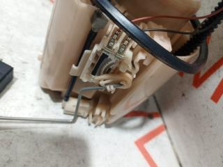 Бензонасос SUZUKI SOLIO MA15S K12B 1510054M00, MQ500545 2 ракурс Бензонасос SUZUKI SOLIO MA15S K12B 1510054M00, MQ500545 2 ракурс