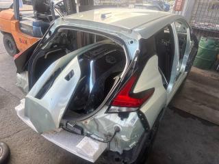 Двигатель NISSAN LEAF ZE1 EM57 290A05SK0A 4 ракурс