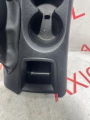 Консоль ручника MAZDA AXELA BM6FJ Z6VE BJT164420A02 4 ракурс Консоль ручника MAZDA AXELA BM6FJ Z6VE BJT164420A02 4 ракурс