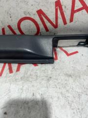 Накладка замка багажника SUBARU PLEO RA1 EN07E 94046KE010 3 ракурс