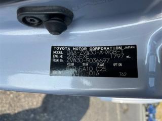 Капот TOYOTA PRIUS ZVW30 2ZRFXE 5330147060 3 ракурс Капот TOYOTA PRIUS ZVW30 2ZRFXE 5330147060 3 ракурс