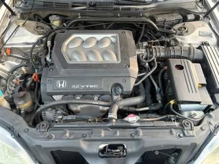 Двигатель HONDA SABER UA5 J32A 11000PXG800, 12100PXG305 1 ракурс