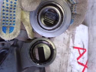 Крышка клапанная NISSAN SERENA HFC26 MR20DD 132641KC0A 3 ракурс