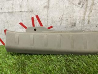 Накладка замка багажника SUZUKI ALTO HA24S K6A 7627172J00R8H 5 ракурс