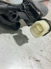 Стеклоподъемник правый передний SUZUKI SOLIO MA15S K12B 8340182K01 3 ракурс Стеклоподъемник правый передний SUZUKI SOLIO MA15S K12B 8340182K01 3 ракурс