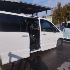 Накладка на дверь правая задняя NISSAN SERENA HFC26 MR20DD 768561VF1A 2 ракурс