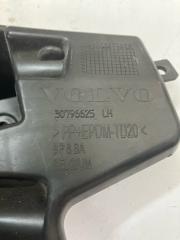 Крепление бампера левое переднее VOLVO V60 FW48 B4164T 30796625 4 ракурс