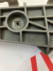 Крепление бампера правое заднее TOYOTA VELLFIRE ANH20 2AZFE 5215558030 5 ракурс