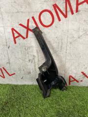 Уголок жабо правый передний HONDA MOBILIO GB1 L15A 74220SEY00 4 ракурс