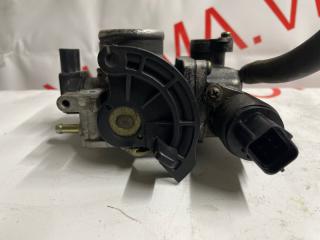 Дроссельная заслонка SUZUKI JIMNY JB23W K6AT 1340081AA0 3 ракурс