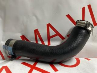 Патрубок интеркулера SUZUKI JIMNY JB23W K6AT 1366181AA0 2 ракурс