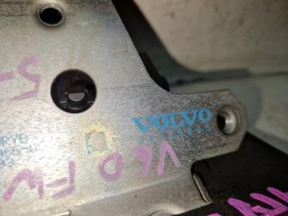 Замок 5-й двери задний VOLVO V60 FW48 B4164T 31253048 3 ракурс