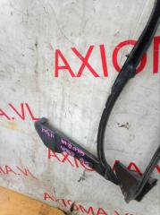 Уплотнительная резинка дверей правая передняя NISSAN GLORIA HY34 VQ30DET 76921AG006 2 ракурс