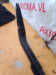 Накладка замка багажника NISSAN GLORIA HY34 VQ30DET 84992AG000 2 ракурс