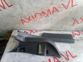 Порожек пластиковый левый задний SUBARU IMPREZA GGD EL154 94061FE010OE 1 ракурс