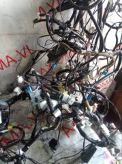 Коса салона TOYOTA AVENSIS AZT251 2AZFSE 8214105E20 3 ракурс