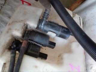 Бачок омывателя BMW 5-SERIES E61 N52B30A 61667179454, 61677179455 2 ракурс