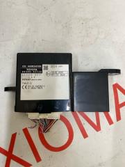 Блок управления дверьми TOYOTA VITZ KSP90 1KRFE 8930052120 1 ракурс