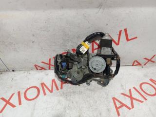 Замок двери правый задний TOYOTA NOAH AZR60 1AZFSE 6920028020 5 ракурс