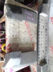 Бампер задний MITSUBISHI DELICA P25W 4D56 MB701753, MR732882, MR732879 2 ракурс Бампер задний MITSUBISHI DELICA P25W 4D56 MB701753, MR732882, MR732879 2 ракурс