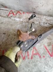 Ручка ручника MITSUBISHI DELICA P25W 4D56 MB701967 3 ракурс