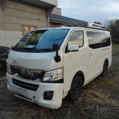 Уплотнительная резинка дверей правая передняя NISSAN NV350 CARAVAN VR2E26 QR20DE 769213XA0A 2 ракурс