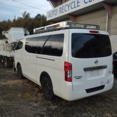 Уплотнительная резинка дверей правая передняя NISSAN NV350 CARAVAN VR2E26 QR20DE 769213XA0A 3 ракурс