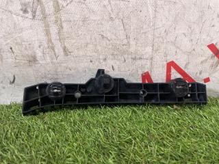Крепление бампера правое переднее NISSAN LEAF ZE1 EM57 622245SK0A 3 ракурс