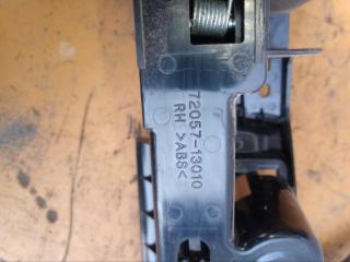 Ручка в салоне правая задняя TOYOTA COROLLA FIELDER NKE165 1NZFXE 7205713010 4 ракурс