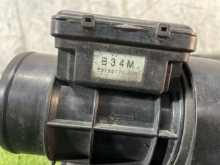 Датчик расхода воздуха MAZDA DEMIO DW3W B3ME B34M13215, E5T52171 3 ракурс