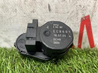Сервопривод BMW 5-SERIES E61 N52B30A 64116942987, 6942987 2 ракурс Сервопривод BMW 5-SERIES E61 N52B30A 64116942987, 6942987 2 ракурс