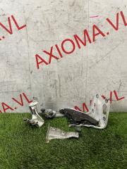 Ролик двери правый задний TOYOTA NOAH AZR65 1AZFSE 6831028050, 6838028020, 6835028040 5 ракурс