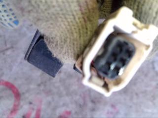 Антенна иммобилайзера TOYOTA COROLLA FIELDER NKE165 1NZFXE 8999730070, 89997-30070 2 ракурс