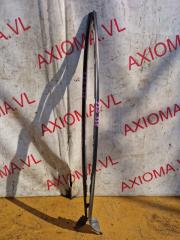 Молдинг лобового стекла TOYOTA NOAH AZR60 1AZFSE 7555128040, 7555228040 5 ракурс