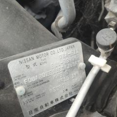 Уплотнительная резинка дверей правая передняя NISSAN NOTE E11 HR15DE 769211U600 3 ракурс